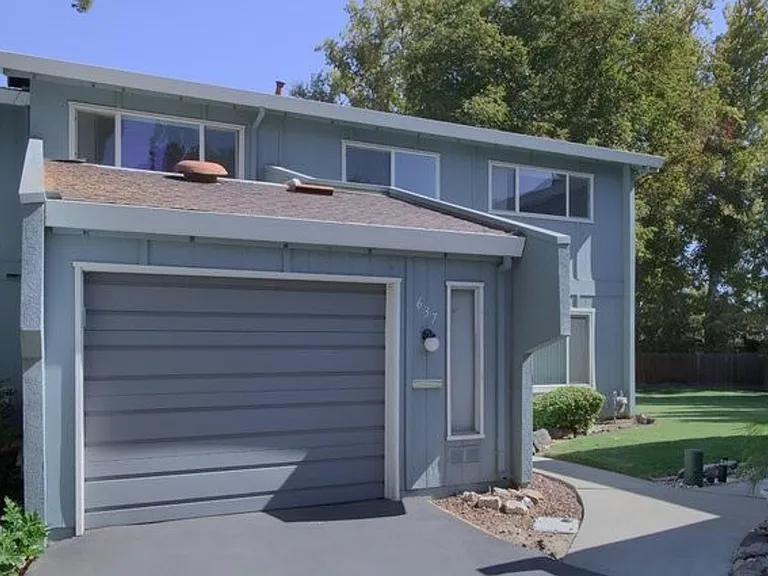 637 Knollwood Dr — Photo 1