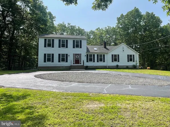 410 Smithburg Ct, Jackson, NJ 08527