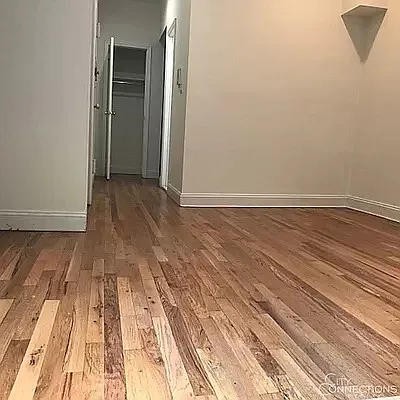 Rented by City Connections Realty | media 18