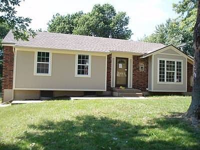 1st image of 3020 NW Windsor Pl