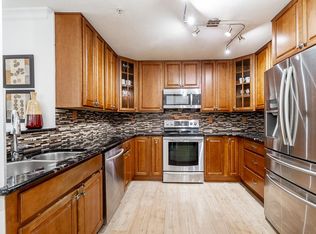 20881 56th Ave #211, Langley, BC V3A 3Z3