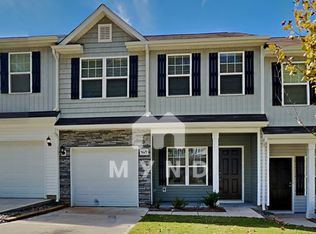 5530 Newton Creek Dr, Charlotte, NC 28215