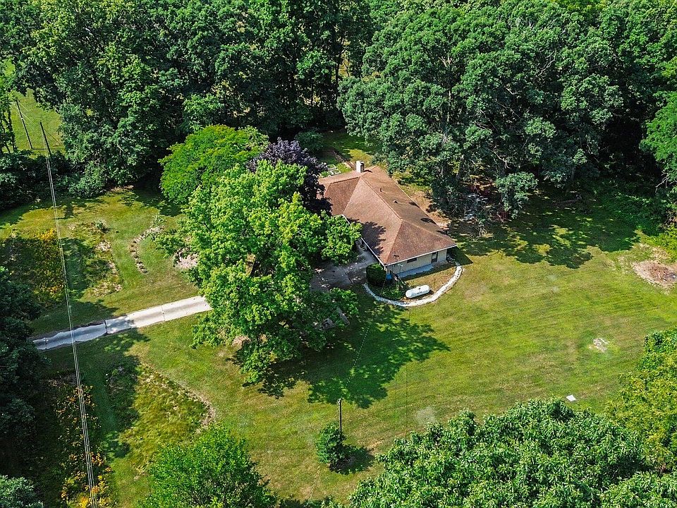 1st image of 1406 Camp Rd