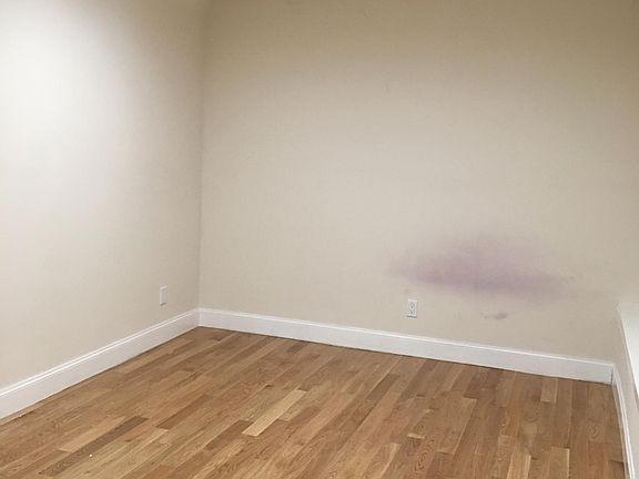 5th image of 1312 York St