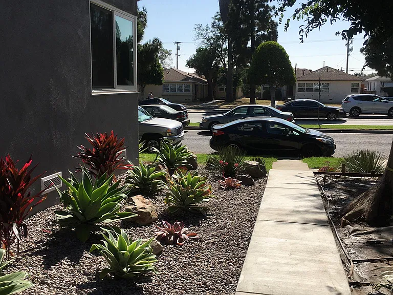 11702 Crenshaw Blvd #C — Photo 27