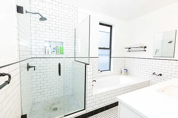 Rented by Compass | media 18