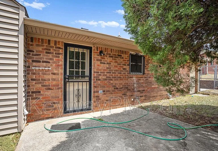 3420 Linderwood Dr — Photo 28