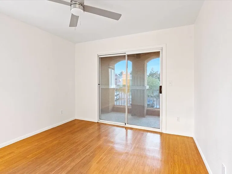 1708 Cordoba Canyon St — Photo 24