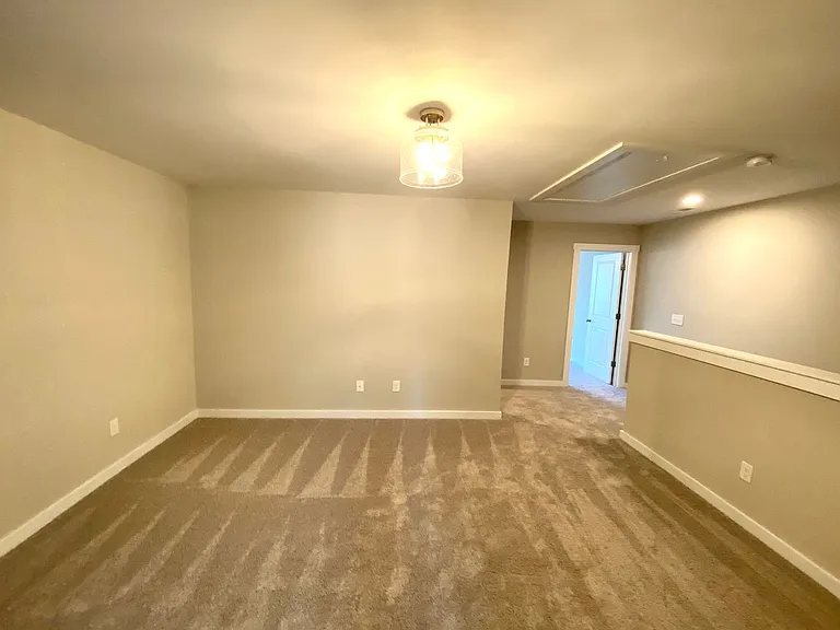 115 Cranford Dr — Photo 15