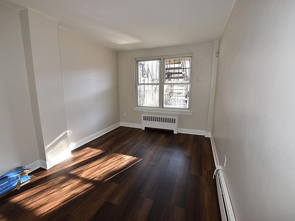 Living Room/ Dining Room