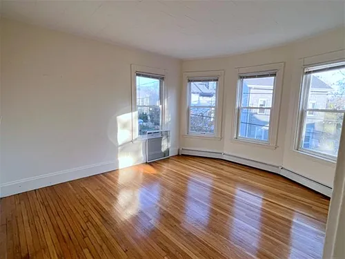 37 Oak St #2F Photo 1