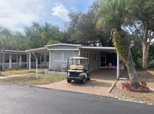 4625 Goldfinch Dr, Zephyrhills, FL 33541