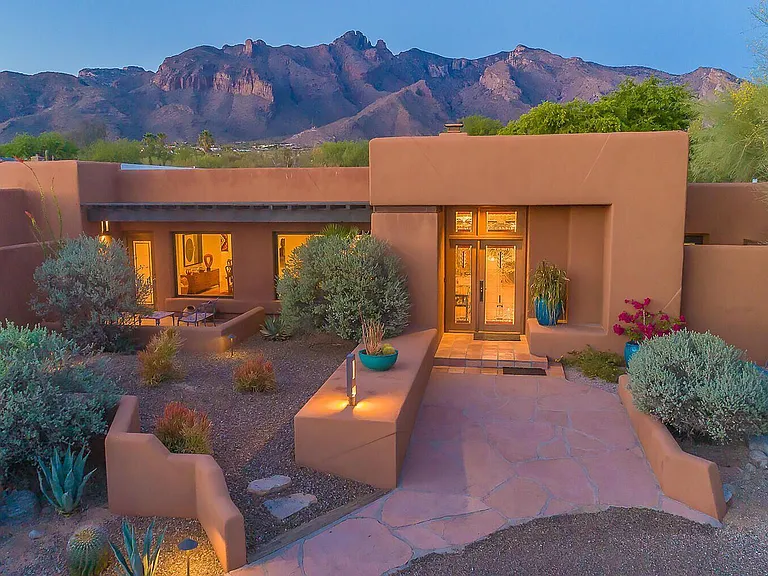 6561 N Avenida De Posada — Photo 3