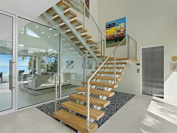 4th image of 4123 Bay Shore Rd