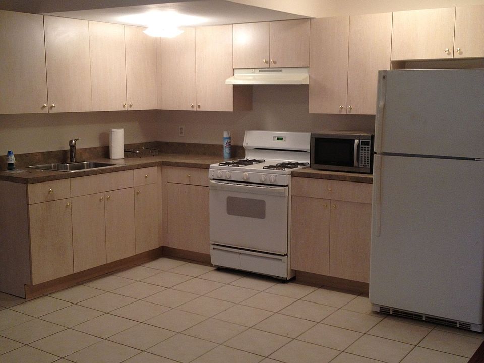1st image of 51 Essex Dr