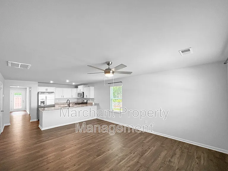 403 Moss Branch Ct — Photo 3