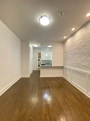 Rented by Compass | media 10