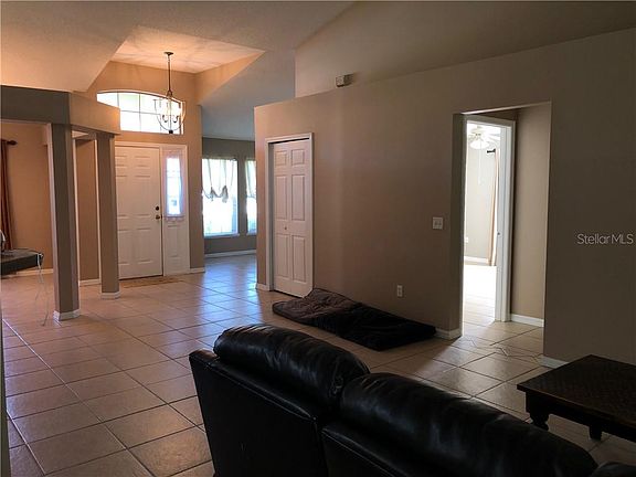 3rd image of 3231 Crestwood Forest Dr