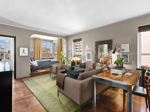 165 West 20th Street image 1 of 16