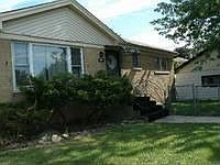 1st image of 916 Marik Dr