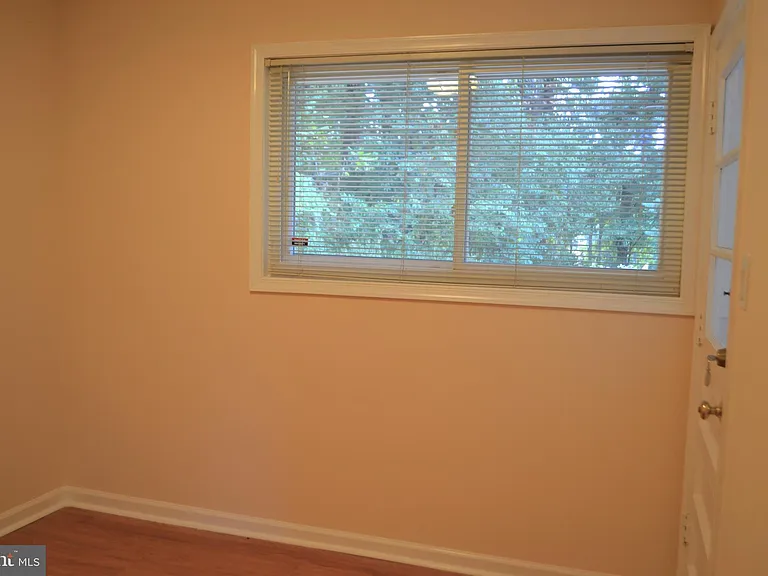 3809 Whispering Ln — Photo 40