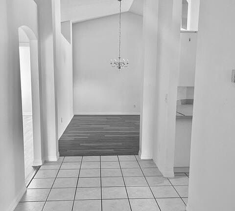 3rd image of 2051 Twelve Oaks Dr