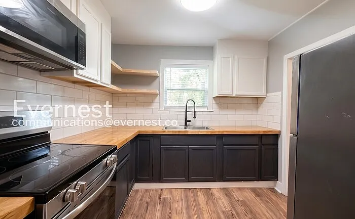 3 bed, 2.0 bath, 1280 sqft, $1,325 — Photo 4