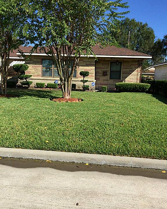 1st image of 1806 W Gulf St