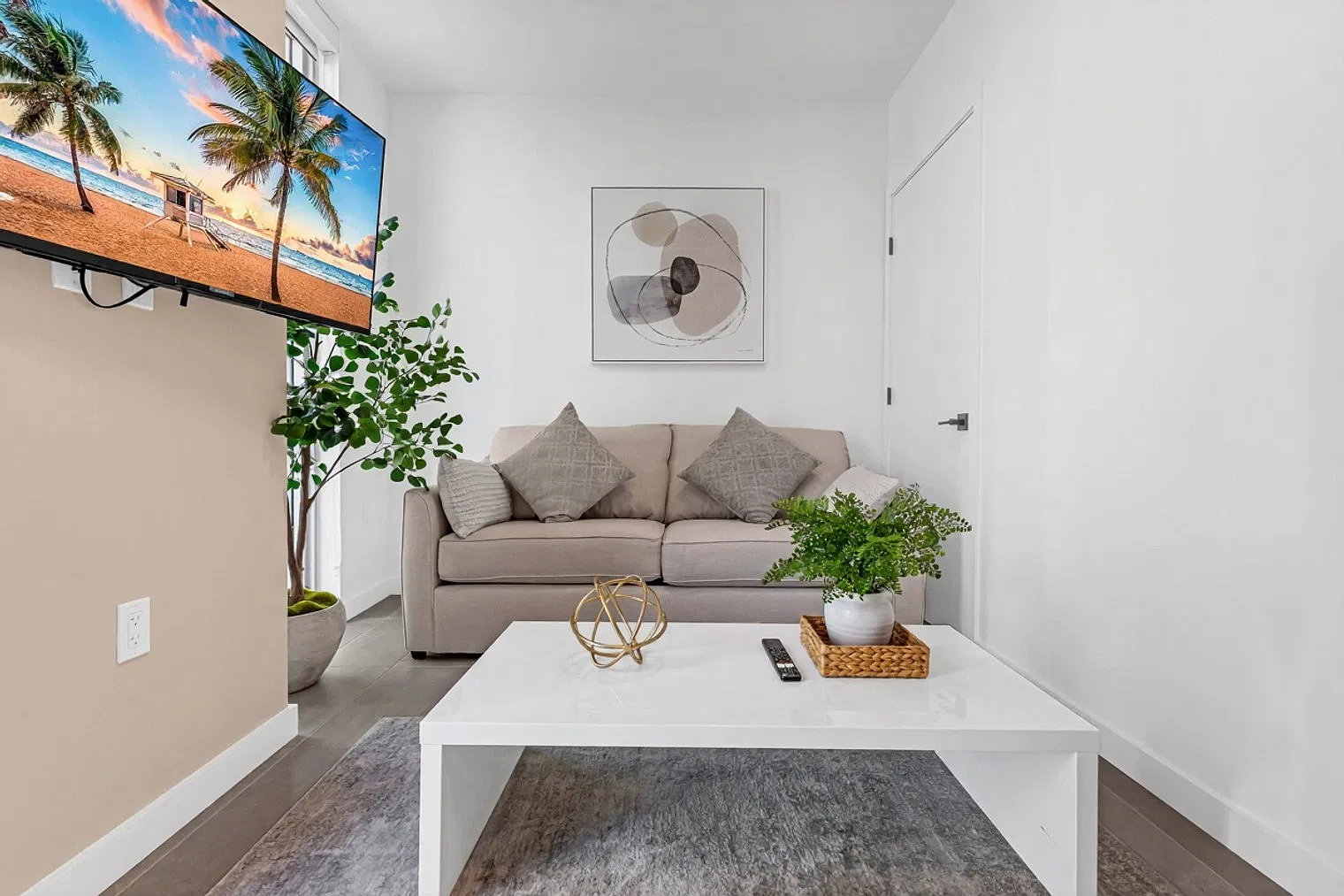Studio, 1.0 bath, 398 sqft, $5,185 — Photo 3