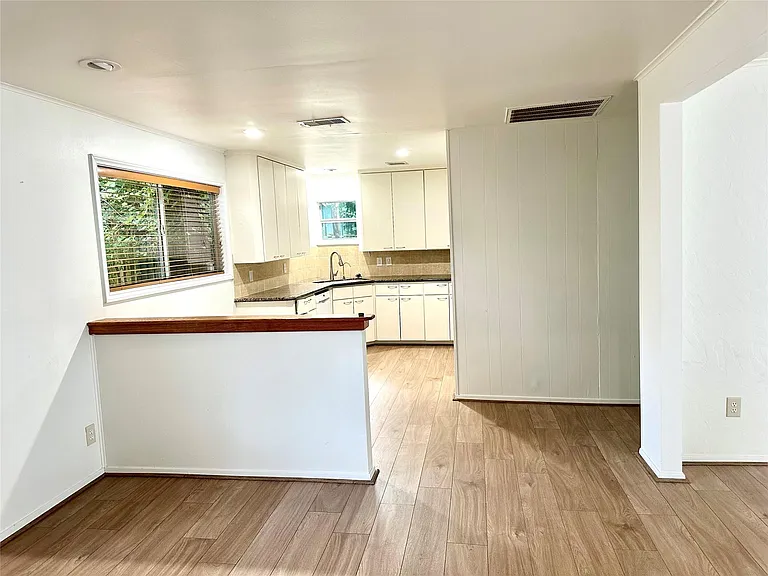 5223 Schuler St — Photo 29