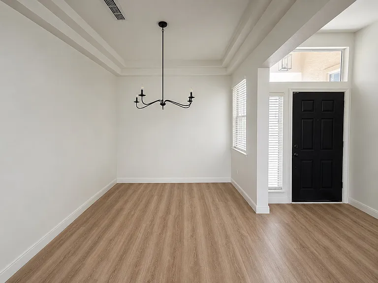 973 Piermont Ct — Photo 4