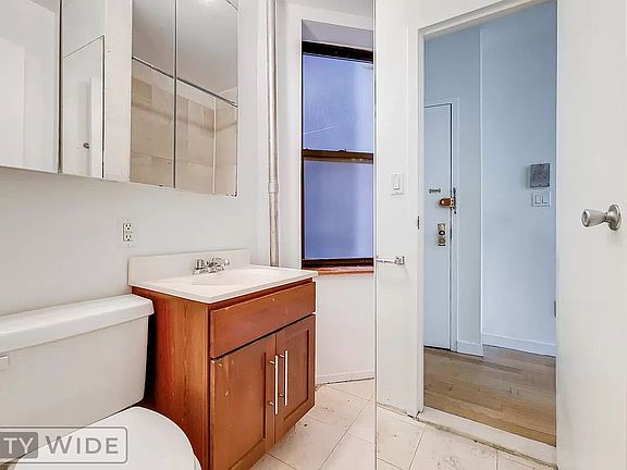 5th image of 435 W 54th St APT 1C