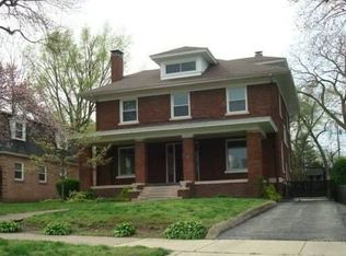 225 N Park Pl, Decatur, IL 62522