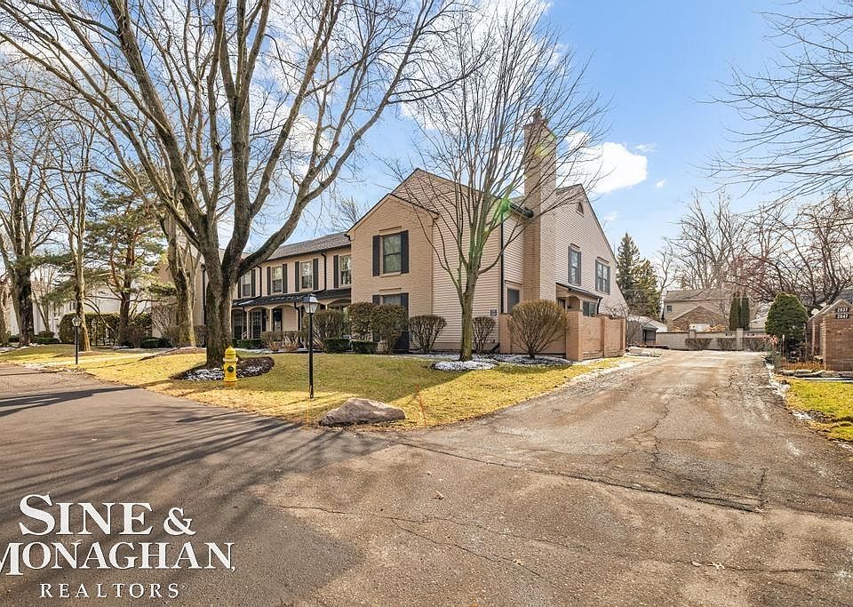 1st image of 2029 Shorepointe Ln