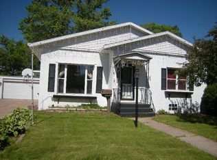 180 Auto St, Clintonville, WI 54929