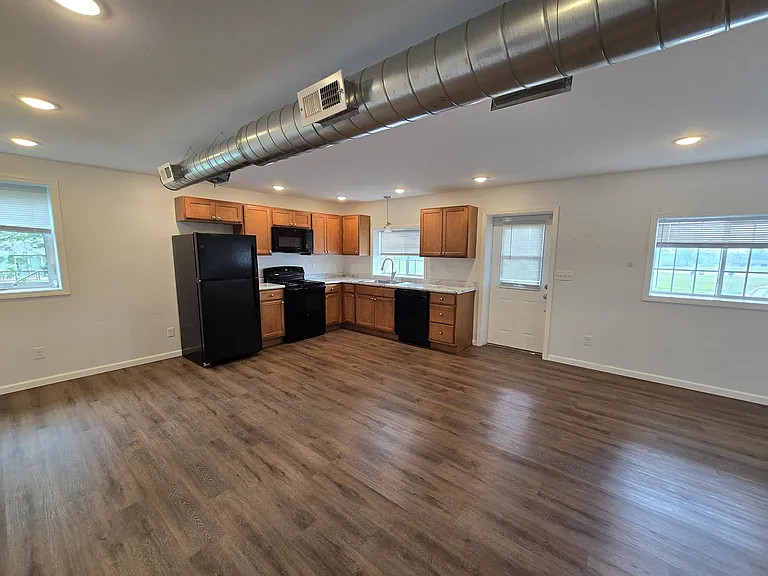 904 W Welsh St #A — Photo 3