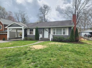 106 2nd St, Black Mountain, NC 28711