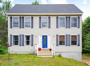 19 Bird Runner Rd, New Hampton, NH 03256