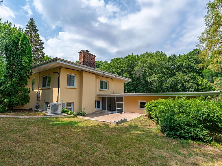 101 N Rosa Rd — Photo 31