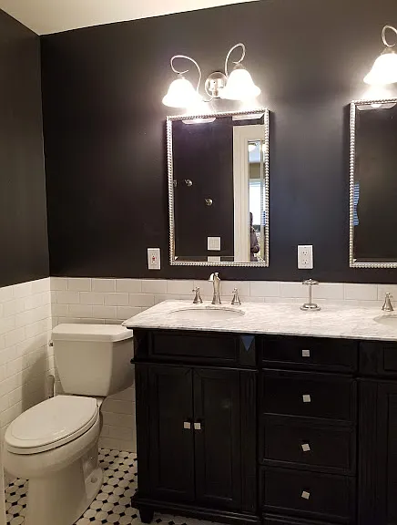 828 E Platte Ave — Photo 29