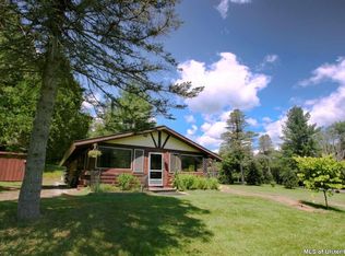 64 Grandview Acres Rd, Phoenicia, NY 12464