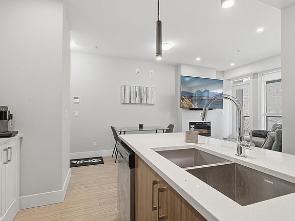 5th image of 22335 McIntosh Ave #307