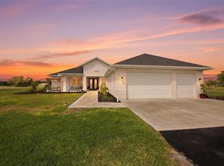 10080 Wauchula Rd, Myakka City, FL 34251