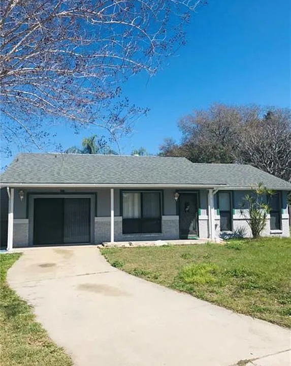 7441 Carmel Ave
