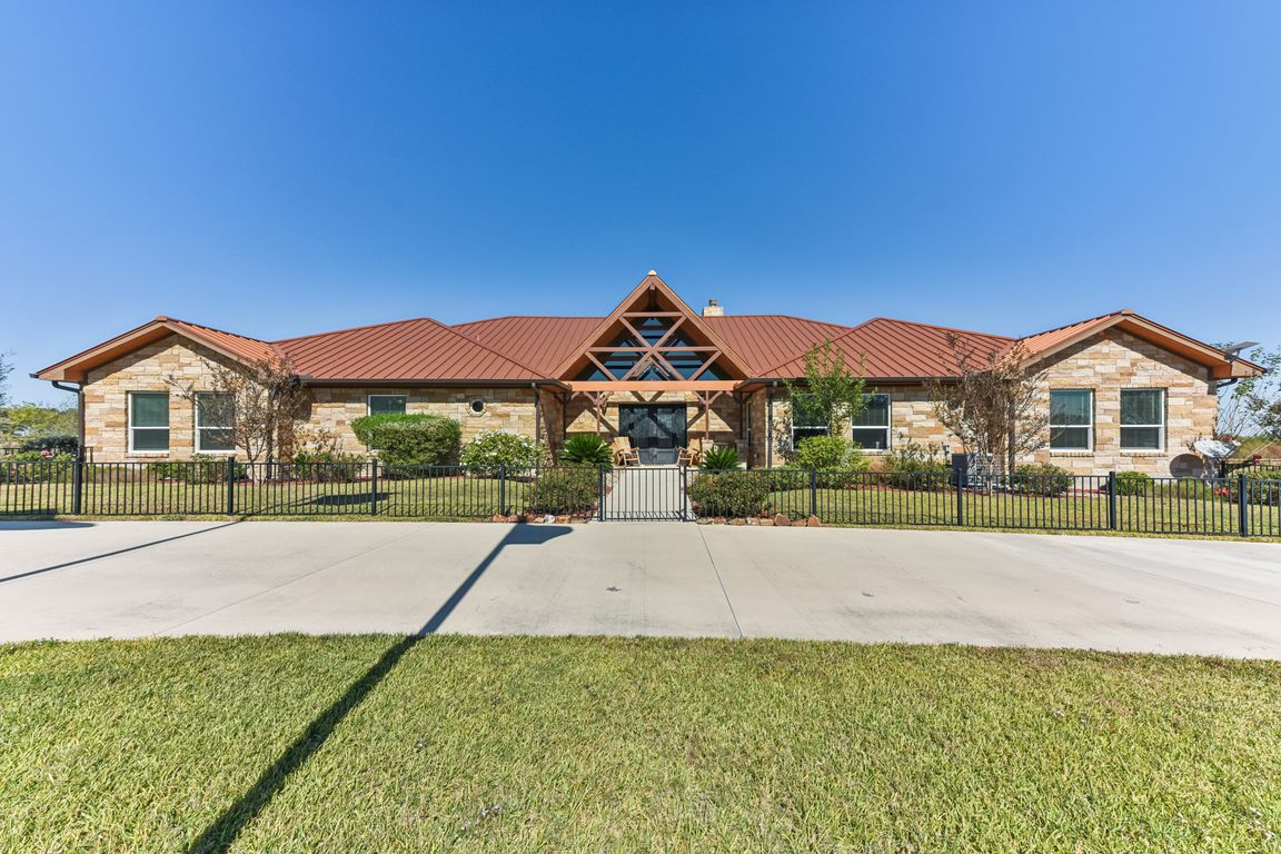 Magnolia Ranch Cv-S0611-001.jpg