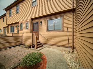26 Cedar Knolls Dr UNIT 26, Branford, CT 06405