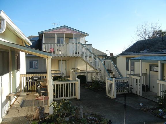 5th image of 1538 Market St