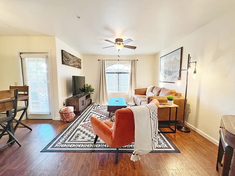5751 N Kolb Rd #8204 — Photo 5