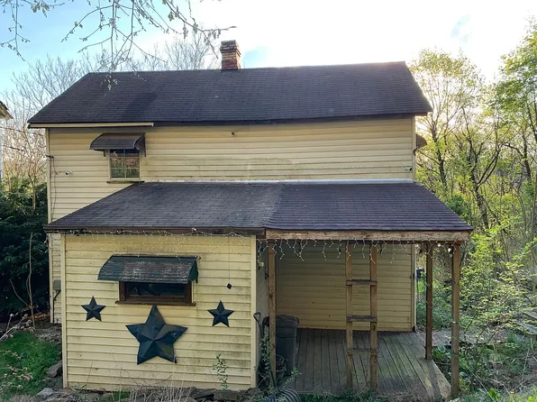 169 Indiana Ave, Kittanning, PA 16201