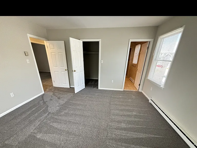 33 Lighthouse Dr #B — Photo 8